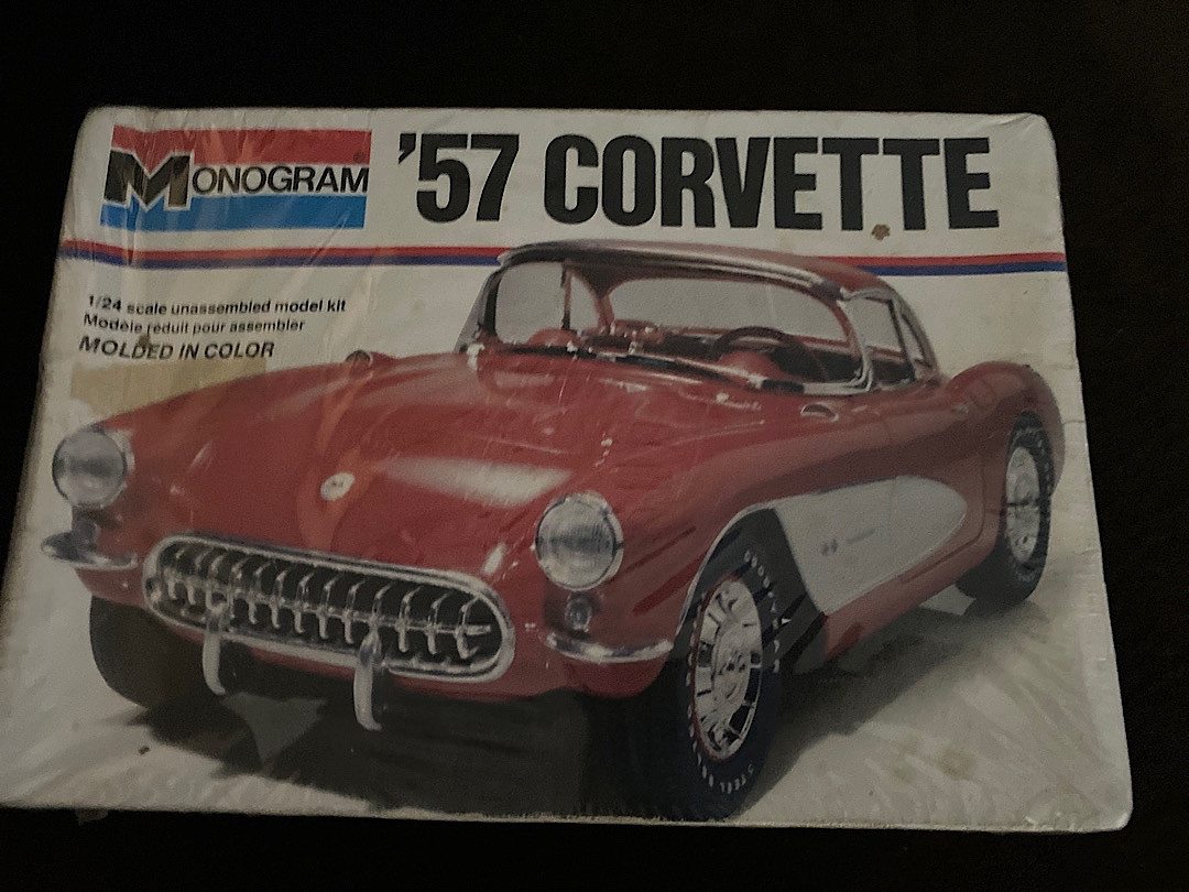模型製作用品 1957 CORVETTE 1/16 SCALE 1957 CORVETTE 1/16 SCALE 模型製作用品